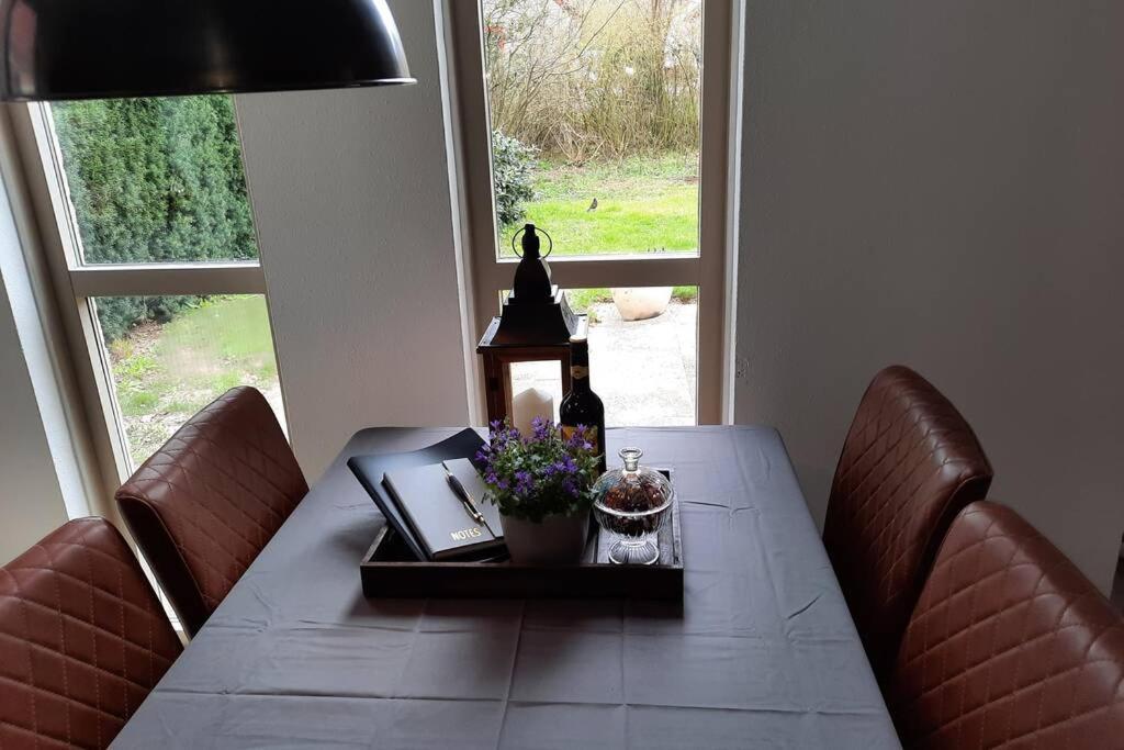 Gezellige Vakantiewoning Met Sauna In Ewijk Bij Nijmegen - Recreational Only No Workers Esterno foto